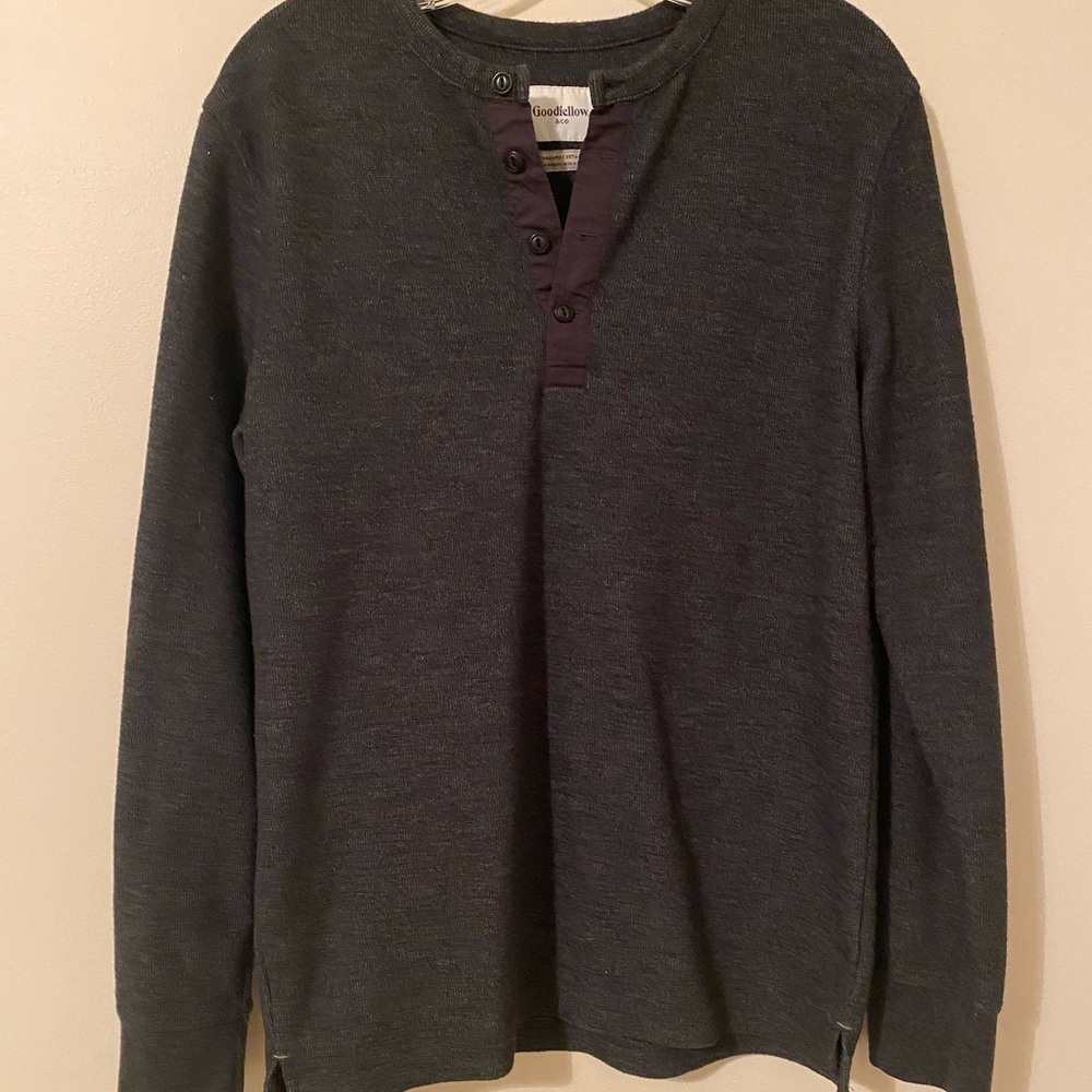 Men’s long sleeve